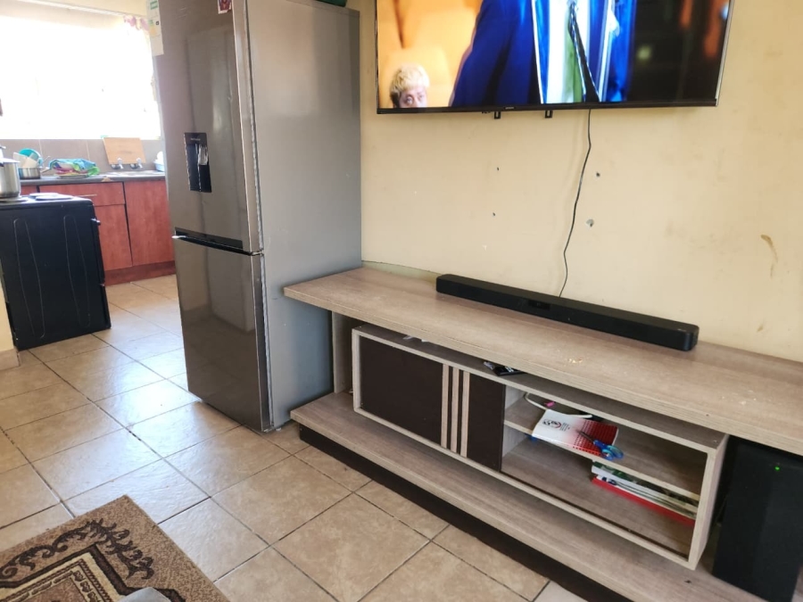 2 Bedroom Property for Sale in Rustenburg Central North West